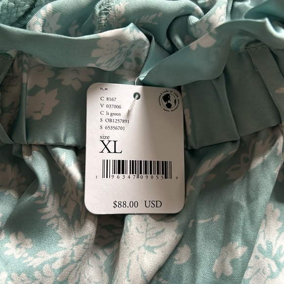 Goddess Lounge Set by FREE PEOPLE. Brand new with TAGS! - Picture 3 of 9